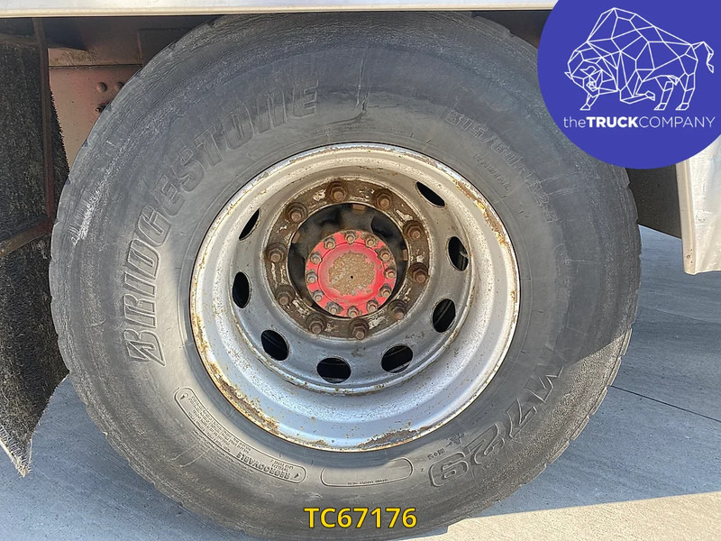 Volvo FM 330 - Camião frigorífico: foto 4 Volvo FM 330 - Camião frigorífico: foto 4