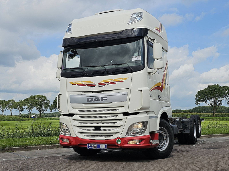 DAF XF 460 intarder - Camião chassi: foto 1 DAF XF 460 intarder - Camião chassi: foto 1
