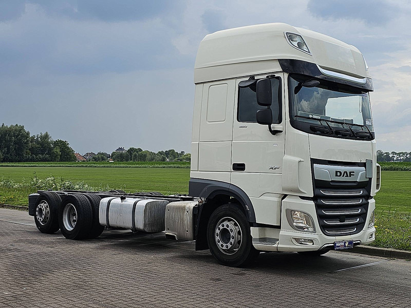 DAF XF 480 SSC 6X2 FAR INTARDER - Camião chassi: foto 5 DAF XF 480 SSC 6X2 FAR INTARDER - Camião chassi: foto 5