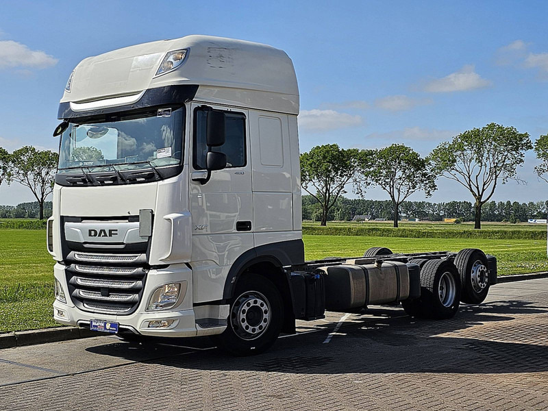 DAF XF 480 SSC 6X2 FAR INTARDER - Camião chassi: foto 2 DAF XF 480 SSC 6X2 FAR INTARDER - Camião chassi: foto 2