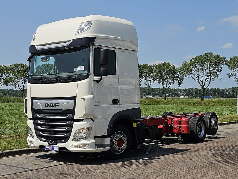 DAF XF 480 SSC 6X2 FAR INTARDER - Camião chassi: foto 2 DAF XF 480 SSC 6X2 FAR INTARDER - Camião chassi: foto 2