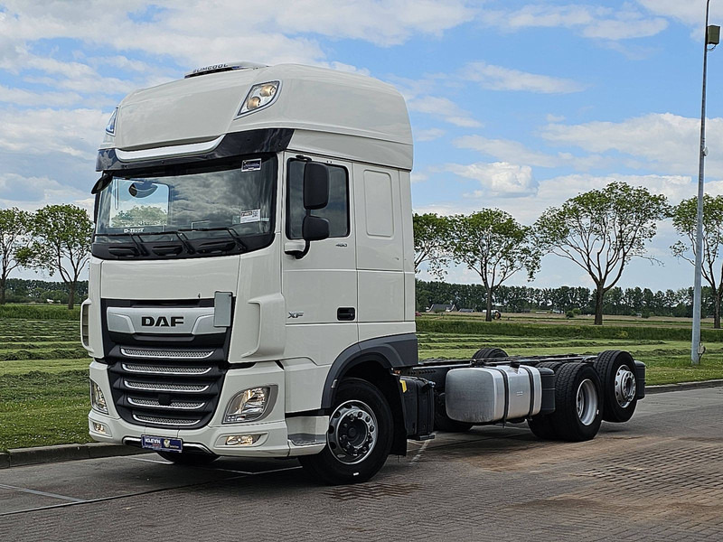DAF XF 480 SSC 6X2 FAR INTARDER - Camião chassi: foto 2 DAF XF 480 SSC 6X2 FAR INTARDER - Camião chassi: foto 2