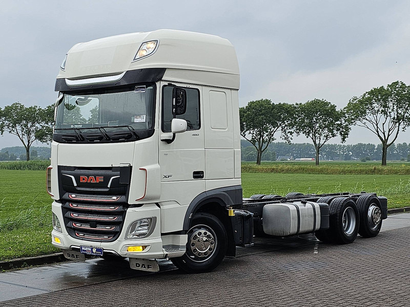 DAF XF 480 SSC 6X2 FAR INTARDER - Camião chassi: foto 2 DAF XF 480 SSC 6X2 FAR INTARDER - Camião chassi: foto 2