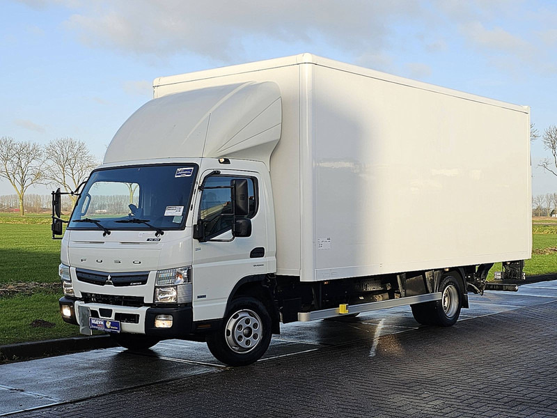 FUSO 7C18 CANTER AIRCO 3180KG PAYLOAD - Camião furgão: foto 2 FUSO 7C18 CANTER AIRCO 3180KG PAYLOAD - Camião furgão: foto 2