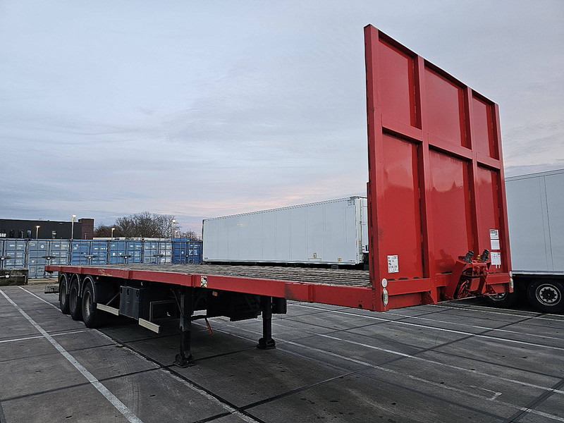 Fruehauf TF34C13RAA plateau - Semi-reboque plataforma/ Caixa aberta: foto 3 Fruehauf TF34C13RAA plateau - Semi-reboque plataforma/ Caixa aberta: foto 3