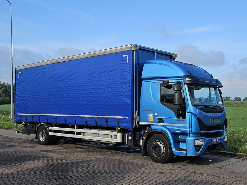 Iveco 150E30 EUROCARGO Sleepcab,Edscha - Camião de lona: foto 5 Iveco 150E30 EUROCARGO Sleepcab,Edscha - Camião de lona: foto 5