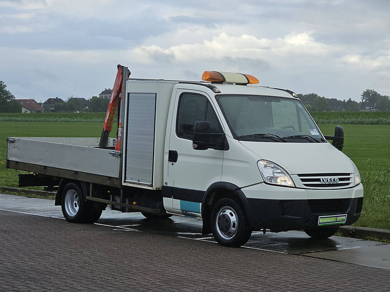 Iveco Daily 40C15 XL FASSI laadkraan - Carrinha de caixa aberta: foto 5 Iveco Daily 40C15 XL FASSI laadkraan - Carrinha de caixa aberta: foto 5