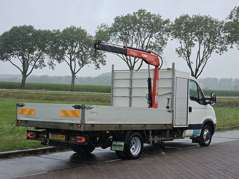 Iveco Daily 40C15 XL FASSI laadkraan - Carrinha de caixa aberta: foto 3 Iveco Daily 40C15 XL FASSI laadkraan - Carrinha de caixa aberta: foto 3