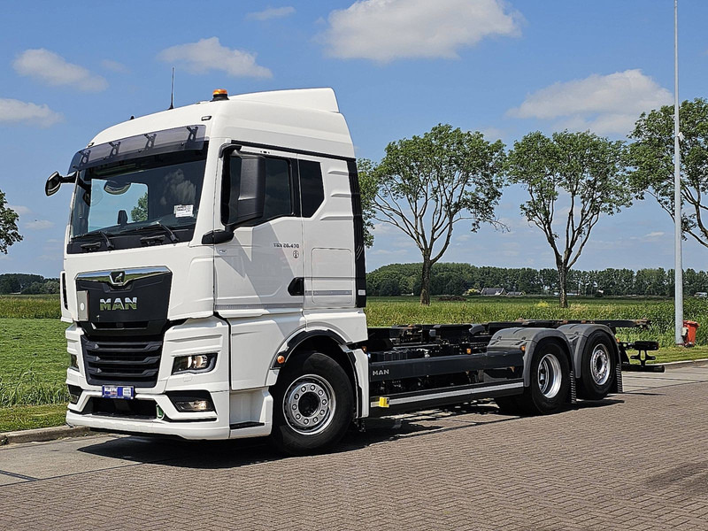 MAN 26.470 TGX - Camião transportador de contêineres/ Caixa móvel: foto 2 MAN 26.470 TGX - Camião transportador de contêineres/ Caixa móvel: foto 2