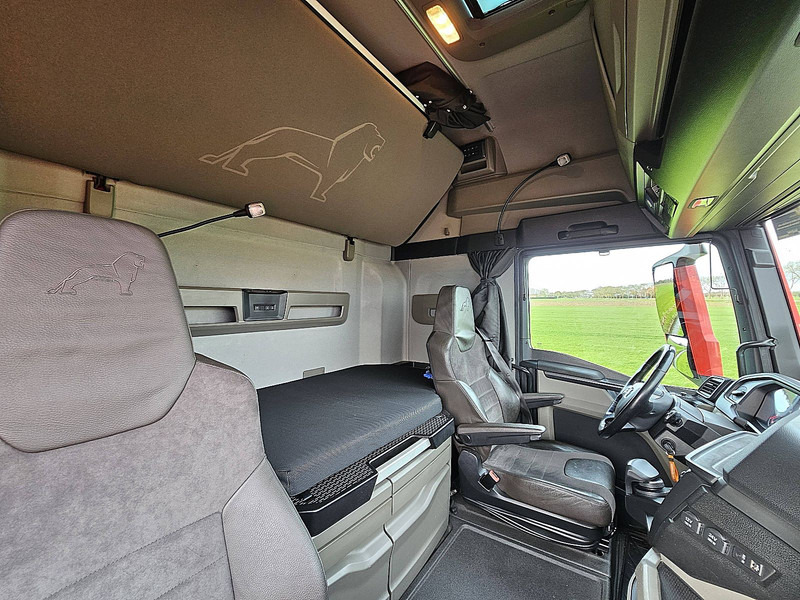 Camião transportador de contêineres/ Caixa móvel MAN 26.510 TGX GX 6X2 INTARDER: foto 15 Camião transportador de contêineres/ Caixa móvel MAN 26.510 TGX GX 6X2 INTARDER: foto 15