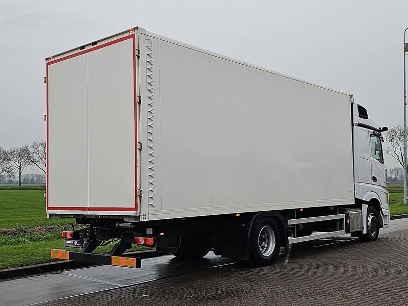 Mercedes-Benz ACTROS 1833 DRIVING SCHOOL 65TKM - Camião furgão: foto 3 Mercedes-Benz ACTROS 1833 DRIVING SCHOOL 65TKM - Camião furgão: foto 3