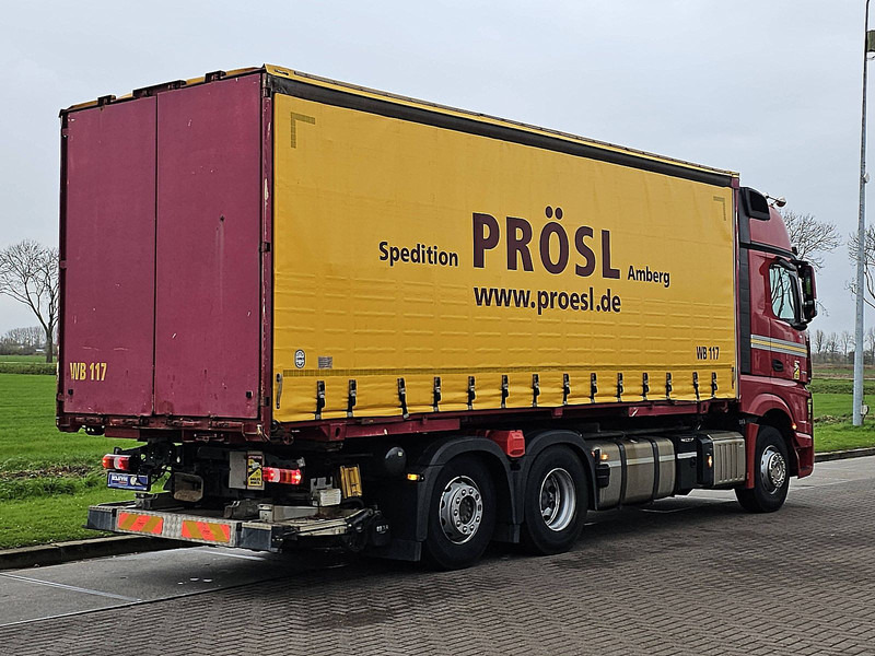 Mercedes-Benz ACTROS 2551 BDF+BOX LIFT RETARDE - Camião de lona: foto 3 Mercedes-Benz ACTROS 2551 BDF+BOX LIFT RETARDE - Camião de lona: foto 3