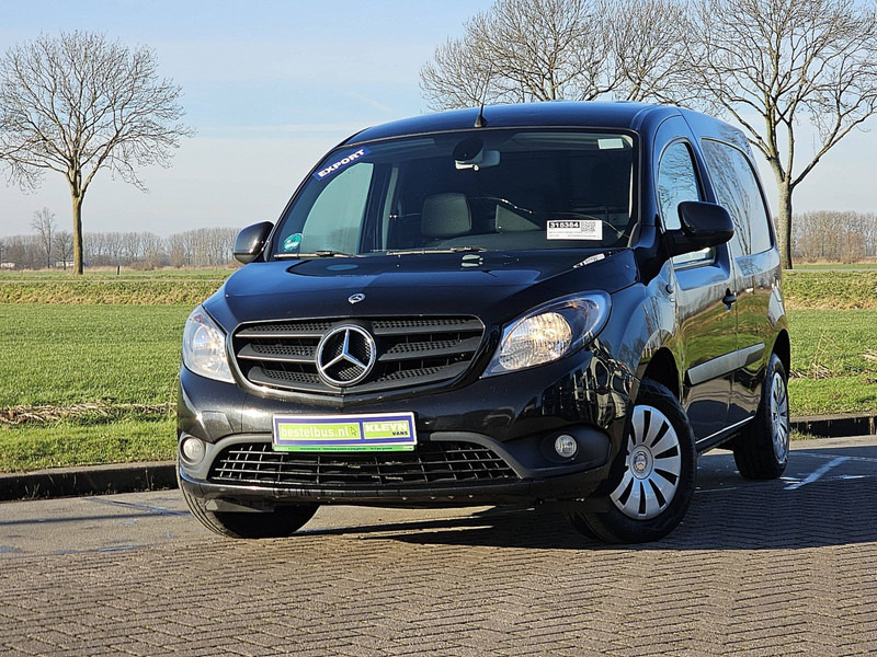 Mercedes-Benz Citan 109 CDI AC EURO6 - Carrinha de contentor: foto 1 Mercedes-Benz Citan 109 CDI AC EURO6 - Carrinha de contentor: foto 1