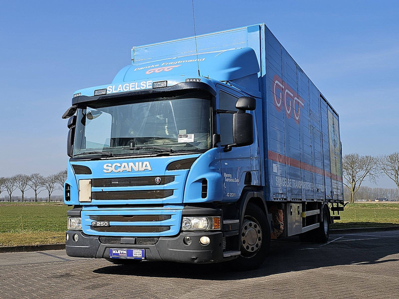 Scania P250 4X2MLB AIRCO WB 590 - Camião furgão: foto 1 Scania P250 4X2MLB AIRCO WB 590 - Camião furgão: foto 1