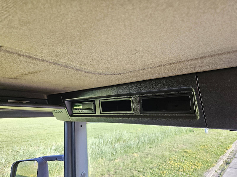 Camião furgão Scania P270 LIFT HARD WOOD FLOOR: foto 10