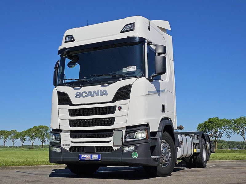 Scania R450 6x2*4 - Camião transportador de contêineres/ Caixa móvel: foto 1 Scania R450 6x2*4 - Camião transportador de contêineres/ Caixa móvel: foto 1
