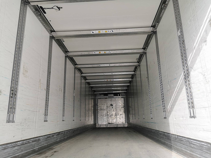 Semi-reboque frigorífico Schmitz Cargobull SKO 24 BI-TEMP: foto 6 Semi-reboque frigorífico Schmitz Cargobull SKO 24 BI-TEMP: foto 6