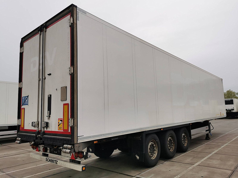 Schmitz Cargobull SKO 24 FP 45 COOL THERMOKING SLXI300 - Semi-reboque frigorífico: foto 2 Schmitz Cargobull SKO 24 FP 45 COOL THERMOKING SLXI300 - Semi-reboque frigorífico: foto 2