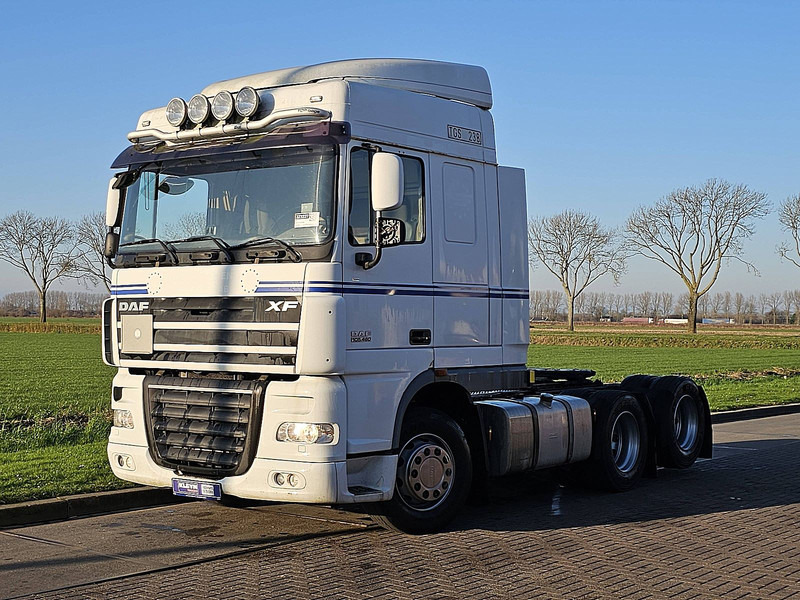 DAF XF 105.460 6X2 FTS SPACECAB - Tractor: foto 2 DAF XF 105.460 6X2 FTS SPACECAB - Tractor: foto 2