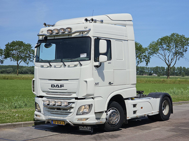 DAF XF 460 - Tractor: foto 2 DAF XF 460 - Tractor: foto 2