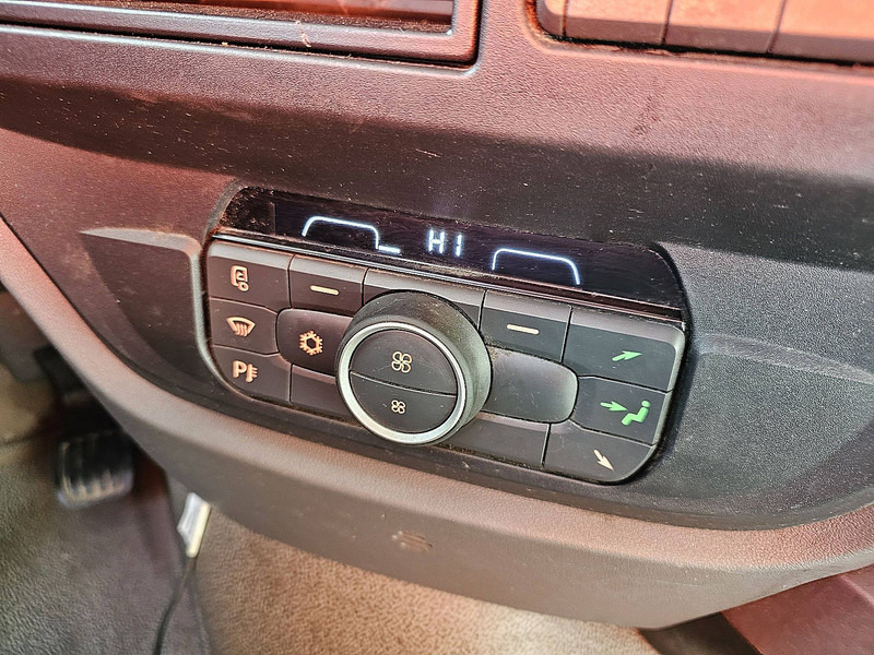 Tractor DAF XF 480: foto 11 Tractor DAF XF 480: foto 11