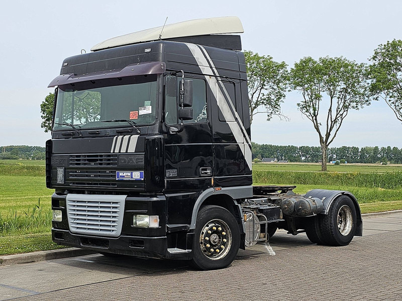 DAF XF 95.380 EURO 2 MANUAL - Tractor: foto 2 DAF XF 95.380 EURO 2 MANUAL - Tractor: foto 2
