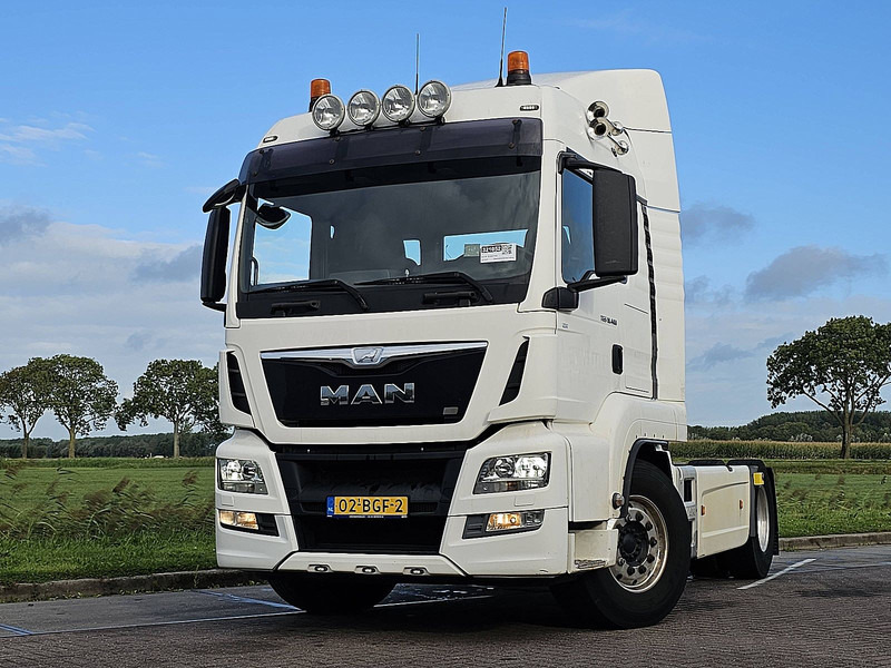 MAN 18.400 TGS LX NL-TRUCK SKIRTS - Tractor: foto 1 MAN 18.400 TGS LX NL-TRUCK SKIRTS - Tractor: foto 1
