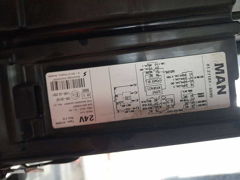 Tractor MAN 18.420 TGS SHORT CAB INT. PTO: foto 14 Tractor MAN 18.420 TGS SHORT CAB INT. PTO: foto 14