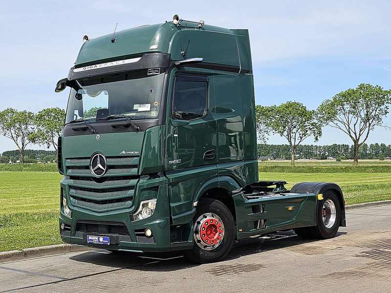 Mercedes-Benz ACTROS 1863 GIGA SOLOSTAR ADR - Tractor: foto 2 Mercedes-Benz ACTROS 1863 GIGA SOLOSTAR ADR - Tractor: foto 2