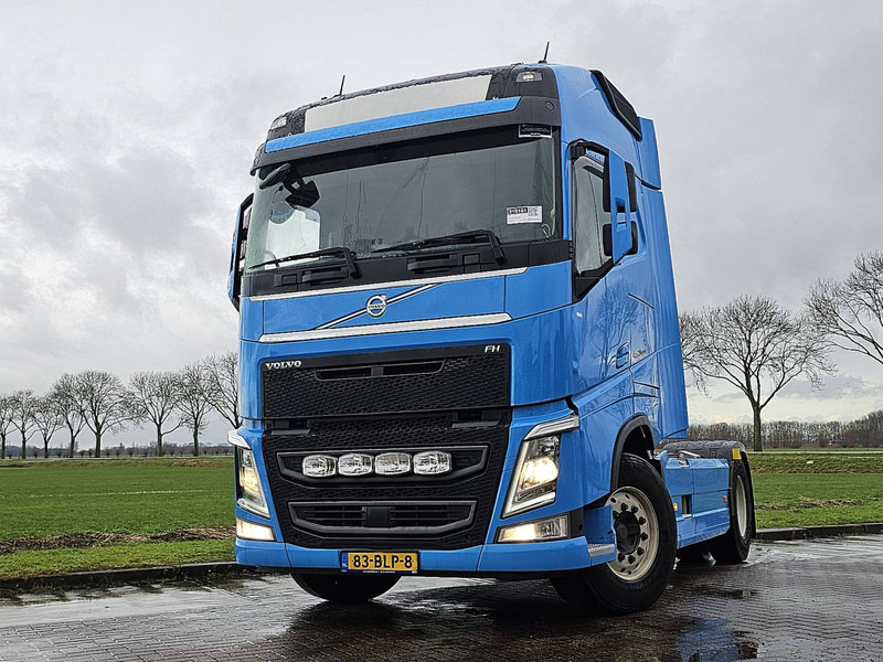 Volvo FH 460 PTO SKIRTS VEB+ - Tractor: foto 1 Volvo FH 460 PTO SKIRTS VEB+ - Tractor: foto 1