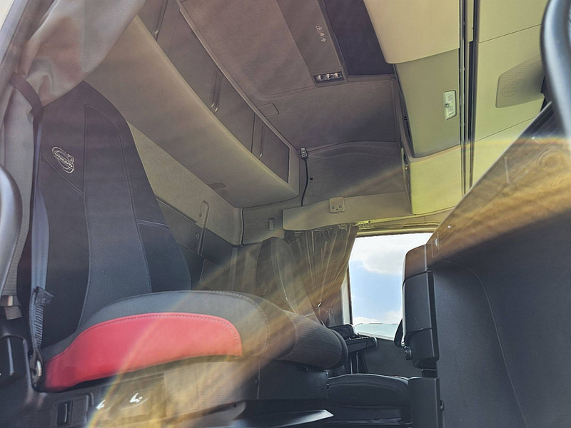 Camião transportador de contêineres/ Caixa móvel Volvo FH 500: foto 7