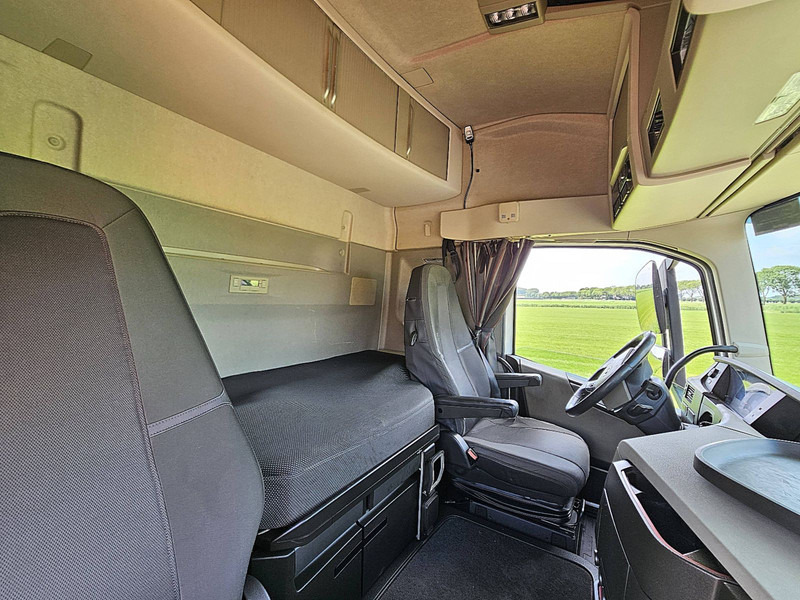 Camião transportador de contêineres/ Caixa móvel Volvo FH 500: foto 15