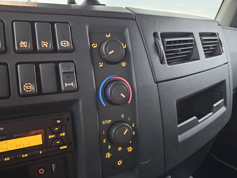 Camião de lona Volvo FL 250.14 AIRCO LIFT MANUAL: foto 11