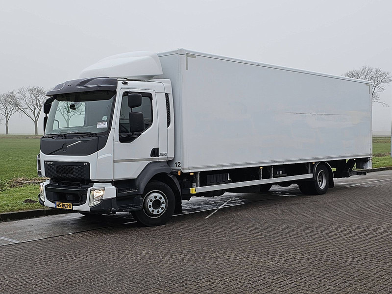 Volvo FL 250.14 - Camião furgão: foto 2 Volvo FL 250.14 - Camião furgão: foto 2