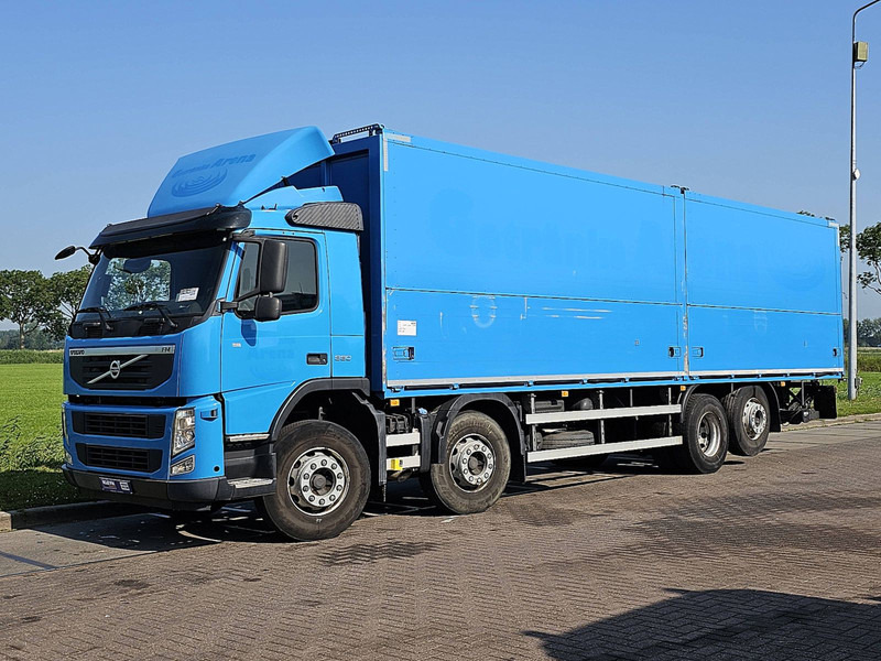 Volvo FM 11.330 8X2 BÄR 2000KG LIFT - Camião furgão: foto 2 Volvo FM 11.330 8X2 BÄR 2000KG LIFT - Camião furgão: foto 2