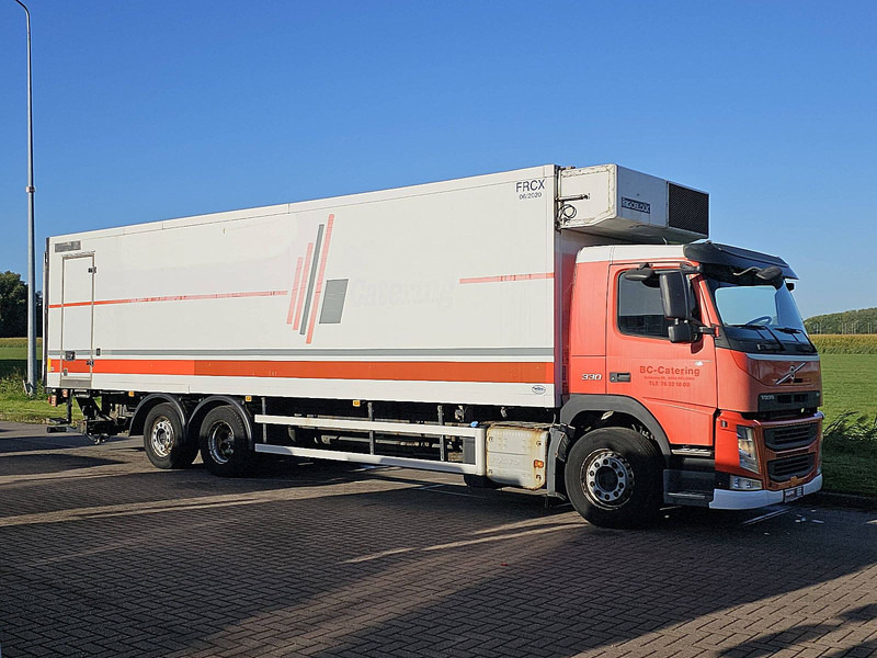 Volvo FM 330 6X2 FRIGOBL. LIFT - Camião frigorífico: foto 5 Volvo FM 330 6X2 FRIGOBL. LIFT - Camião frigorífico: foto 5