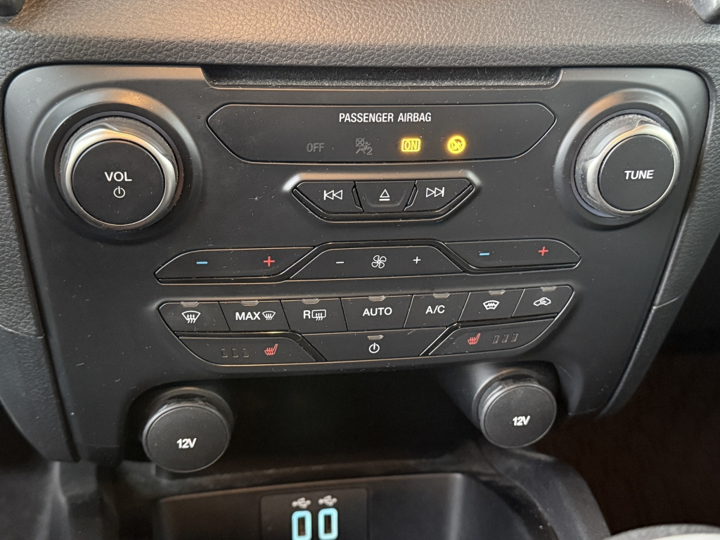 Ford Ranger 2.0L Ecoblue Raptor DoKa 4x4 Standheizung - Carrinha de caixa aberta, Carrinha cabine dupla: foto 3 Ford Ranger 2.0L Ecoblue Raptor DoKa 4x4 Standheizung - Carrinha de caixa aberta, Carrinha cabine dupla: foto 3