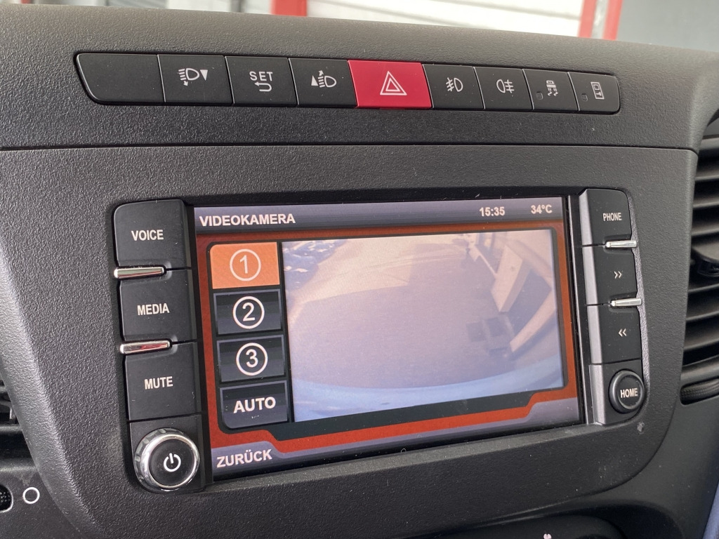 Iveco Daily 65C21 3,6m P+P+LBW Klima Automat. Webasto - Carrinha de lona: foto 2 Iveco Daily 65C21 3,6m P+P+LBW Klima Automat. Webasto - Carrinha de lona: foto 2