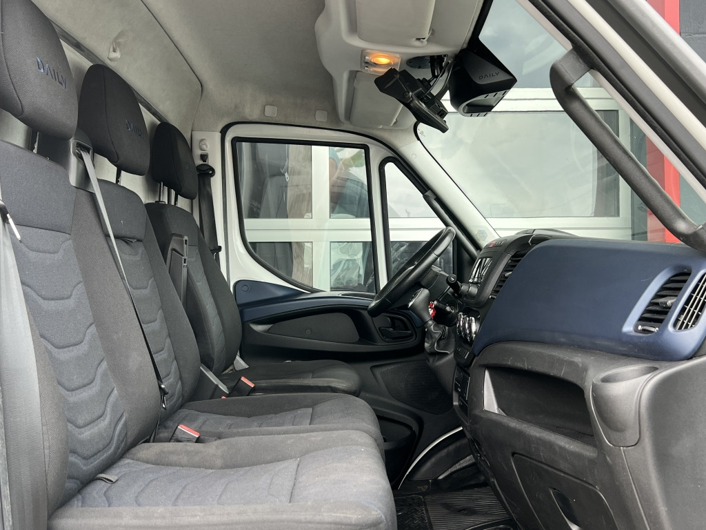 Carrinha frigorífica Iveco Daily 70C18 72C18 Klimaaut. ThermoKing V-600 MAX: foto 12