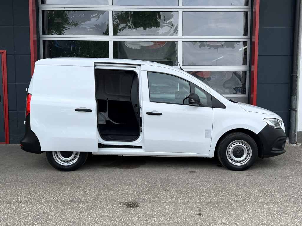 Mercedes-Benz Citan 110 CDI Standard Klima Scheckheftgepflegt - Furgão compacto: foto 3 Mercedes-Benz Citan 110 CDI Standard Klima Scheckheftgepflegt - Furgão compacto: foto 3