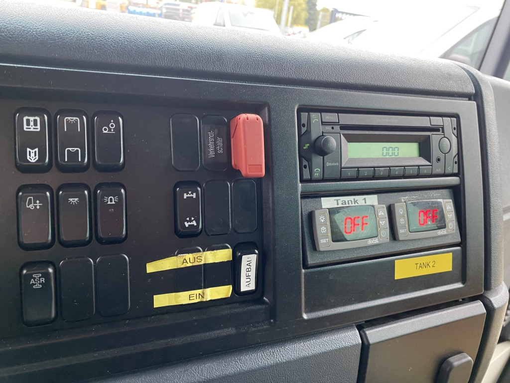 Mercedes-Benz Econic 2633 PLATZ Mülltonnenwaschanlage - Caminhão de lixo: foto 3 Mercedes-Benz Econic 2633 PLATZ Mülltonnenwaschanlage - Caminhão de lixo: foto 3
