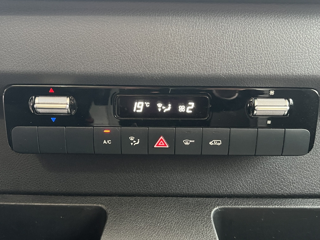 Mercedes-Benz Sprinter 315 CDI  Automatik UPS-Integralkoffer - Carrinha de contentor: foto 3 Mercedes-Benz Sprinter 315 CDI  Automatik UPS-Integralkoffer - Carrinha de contentor: foto 3