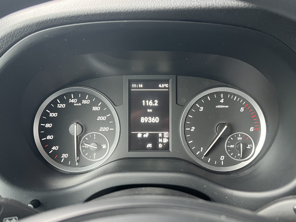 Mercedes-Benz Vito 114 CDI Tourer Pro lang Klima NAVI 9-Sitzer - Carrinha: foto 5 Mercedes-Benz Vito 114 CDI Tourer Pro lang Klima NAVI 9-Sitzer - Carrinha: foto 5