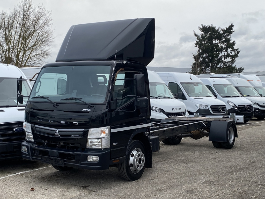 Mitsubishi Fuso Canter 9C18 5,8mEuro6d Klima GetriebeDefekt - Camião chassi: foto 1 Mitsubishi Fuso Canter 9C18 5,8mEuro6d Klima GetriebeDefekt - Camião chassi: foto 1