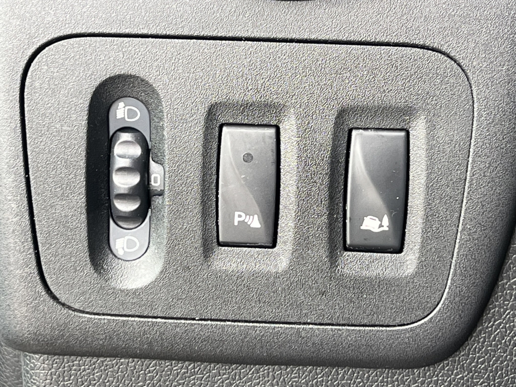 Opel Movano 2.3 CDTi L3H2 KLIMA Spurhalteassistent - Furgão: foto 2 Opel Movano 2.3 CDTi L3H2 KLIMA Spurhalteassistent - Furgão: foto 2
