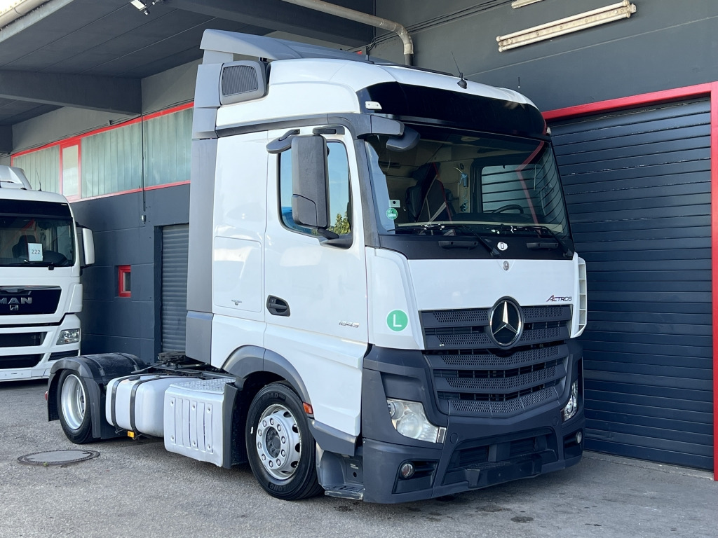 Mercedes-Benz Actros 1843 Euro6 Klimaanlage Motorbremse 2xTank - Tractor: foto 1 Mercedes-Benz Actros 1843 Euro6 Klimaanlage Motorbremse 2xTank - Tractor: foto 1