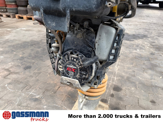 BOMAG BT 65/4 Stampfer - Compactadora de percussão: foto 4 BOMAG BT 65/4 Stampfer - Compactadora de percussão: foto 4