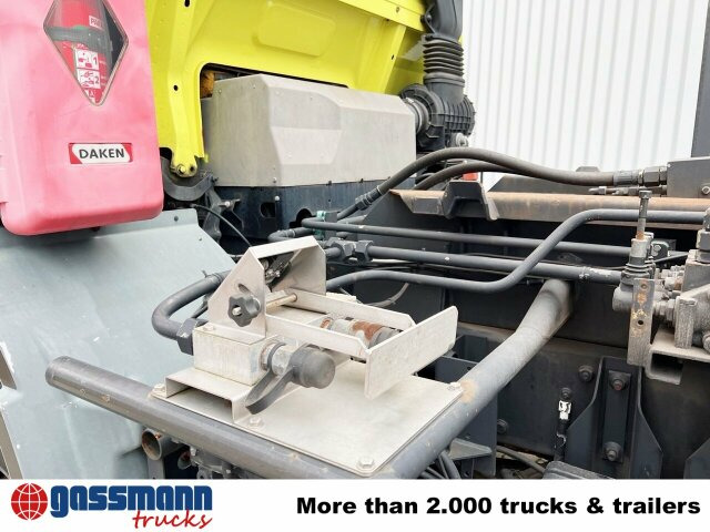 DAF 65.210 4x4 - Camião polibenne: foto 2 DAF 65.210 4x4 - Camião polibenne: foto 2