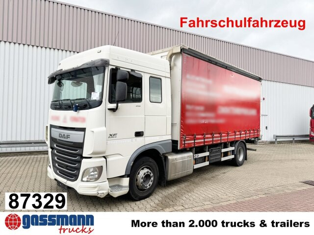 DAF XF 410 FA 4x2, Fahrschule, 2x AHK, 6 Sitze - Camião de caixa aberta/ Plataforma: foto 1 DAF XF 410 FA 4x2, Fahrschule, 2x AHK, 6 Sitze - Camião de caixa aberta/ Plataforma: foto 1