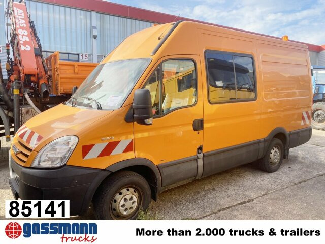 Iveco Daily 35S12 2,3 HPI 4x2, 8 Sitzplätze - Carrinha cabine dupla: foto 1 Iveco Daily 35S12 2,3 HPI 4x2, 8 Sitzplätze - Carrinha cabine dupla: foto 1